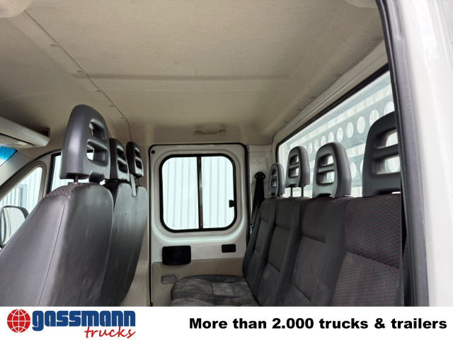 Peugeot Boxer 4x2 Doka - Open body delivery van, Combi van: picture 4 Peugeot Boxer 4x2 Doka - Open body delivery van, Combi van: picture 4