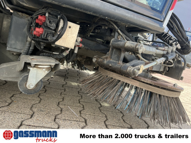 Schmidt Swingo Compact 200 4x2, Kehrmaschine - Road sweeper: picture 3 Schmidt Swingo Compact 200 4x2, Kehrmaschine - Road sweeper: picture 3