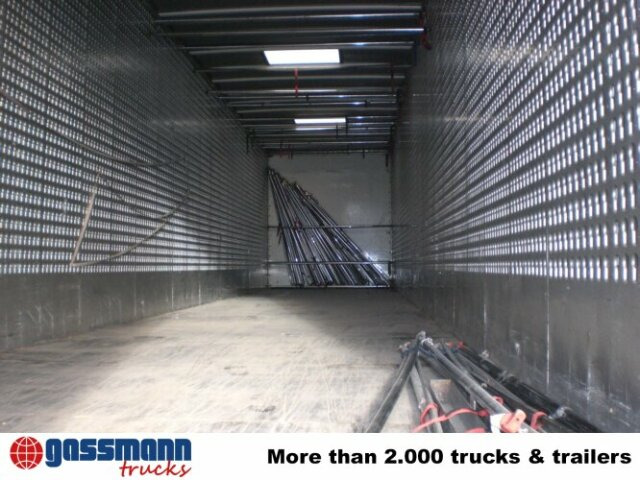Sommer Sommer Kleiderkofferauflieger, 90 cbm - Closed box semi-trailer: picture 3 Sommer Sommer Kleiderkofferauflieger, 90 cbm - Closed box semi-trailer: picture 3