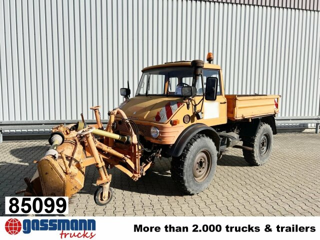 Unimog U84 406 4x4, Kommunalhydraulik, Zapfwelle vorn & - Utility/ Special vehicle: picture 1 Unimog U84 406 4x4, Kommunalhydraulik, Zapfwelle vorn & - Utility/ Special vehicle: picture 1