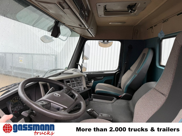 Volvo FM 370/410 6x2, Lenk-/Liftachse - Hook lift truck: picture 2 Volvo FM 370/410 6x2, Lenk-/Liftachse - Hook lift truck: picture 2