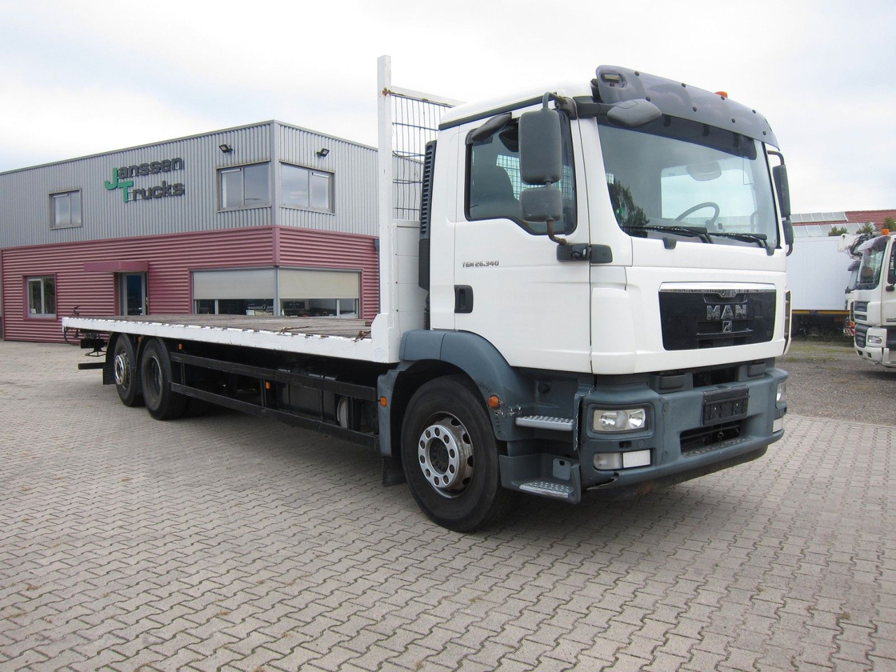 MAN TGM 26 340 6X2*4 BL Plateau Manual - Dropside/ Flatbed truck: picture 1 MAN TGM 26 340 6X2*4 BL Plateau Manual - Dropside/ Flatbed truck: picture 1