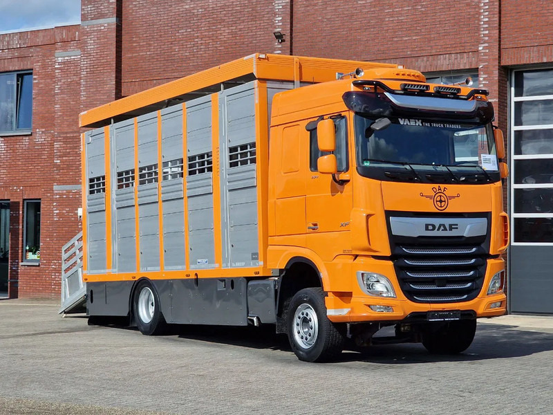 DAF XF 530 4x2 - Livestock Menke 2 deck water & ventilation - Livestock truck: picture 2 DAF XF 530 4x2 - Livestock Menke 2 deck water & ventilation - Livestock truck: picture 2