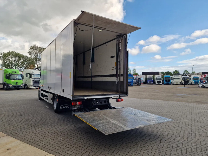 Leasing of Mercedes-Benz Actros 1833 4x2 - Box with sidedoors - Loadlift - Full air - Mirror cam Mercedes-Benz Actros 1833 4x2 - Box with sidedoors - Loadlift - Full air - Mirror cam: picture 8