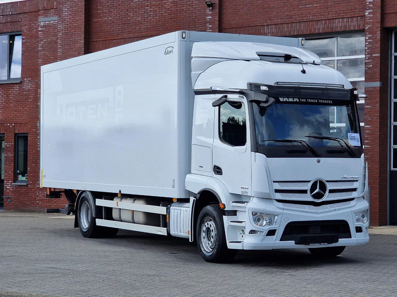 Mercedes-Benz Actros 1833 4x2 - Box with sidedoors - Loadlift - Full air - Mirror cam - Box truck: picture 1 Mercedes-Benz Actros 1833 4x2 - Box with sidedoors - Loadlift - Full air - Mirror cam - Box truck: picture 1