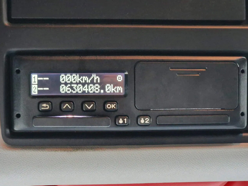 Scania R580 V8 NGS Highline 6x2 - Loadlift - Retarder - Full air - 475 wb - Cab chassis truck: picture 4 Scania R580 V8 NGS Highline 6x2 - Loadlift - Retarder - Full air - 475 wb - Cab chassis truck: picture 4