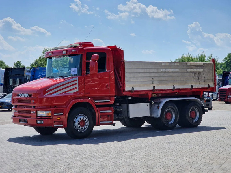 Scania T124-420 6x4 - Tipper - Retarder - Full steel - HUB Reduction - Manual gearbox - Tipper: picture 5 Scania T124-420 6x4 - Tipper - Retarder - Full steel - HUB Reduction - Manual gearbox - Tipper: picture 5