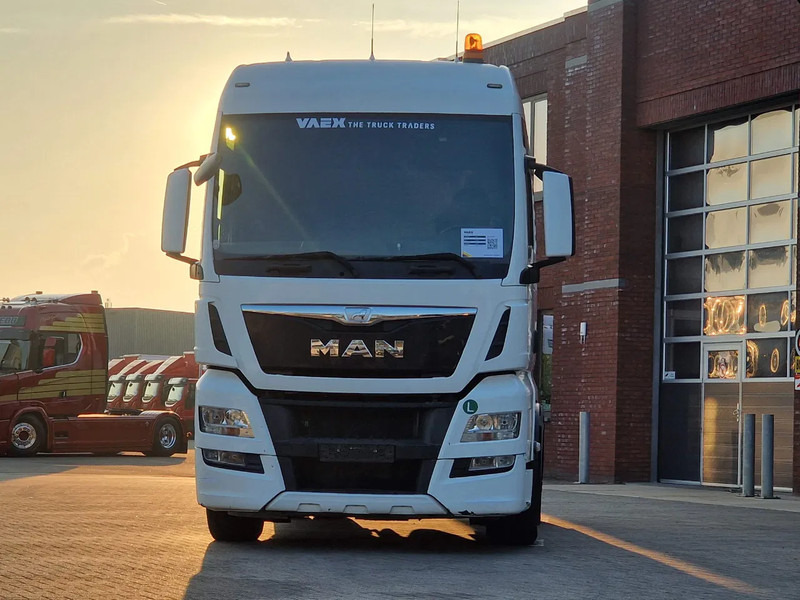 MAN TGX 18.480 4x2 - Intarder/Retarder - PTO/Hydraulic - Euro 6 - Tractor unit: picture 2 MAN TGX 18.480 4x2 - Intarder/Retarder - PTO/Hydraulic - Euro 6 - Tractor unit: picture 2
