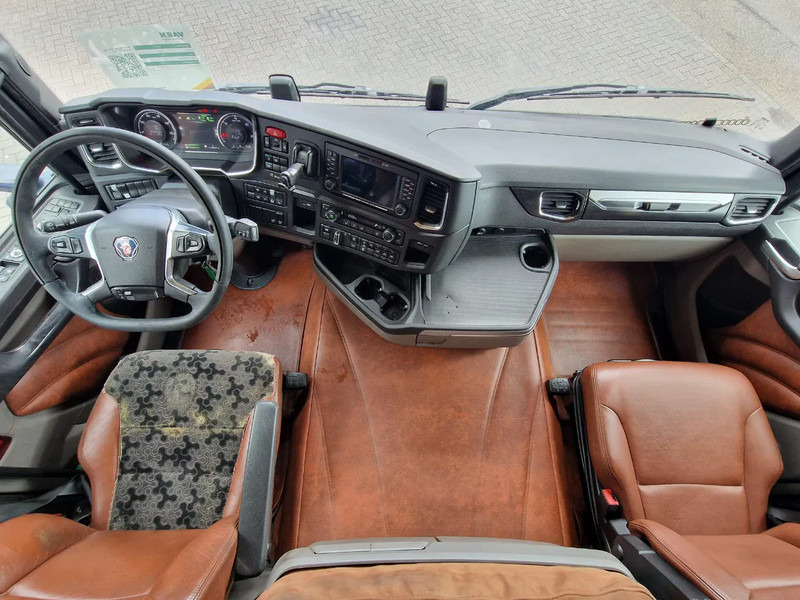 Tractor unit Scania R500 NGS Highline 6x2 - PTO/Hydraulic - Custom interior - Full air - 2.95 WB: picture 12 Tractor unit Scania R500 NGS Highline 6x2 - PTO/Hydraulic - Custom interior - Full air - 2.95 WB: picture 12