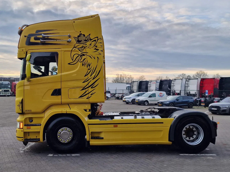 Scania R500 V8 Topline 4x2 - Manual gearbox - Retarder - PTO/Hydraulic - Custom interior - Tractor unit: picture 4 Scania R500 V8 Topline 4x2 - Manual gearbox - Retarder - PTO/Hydraulic - Custom interior - Tractor unit: picture 4