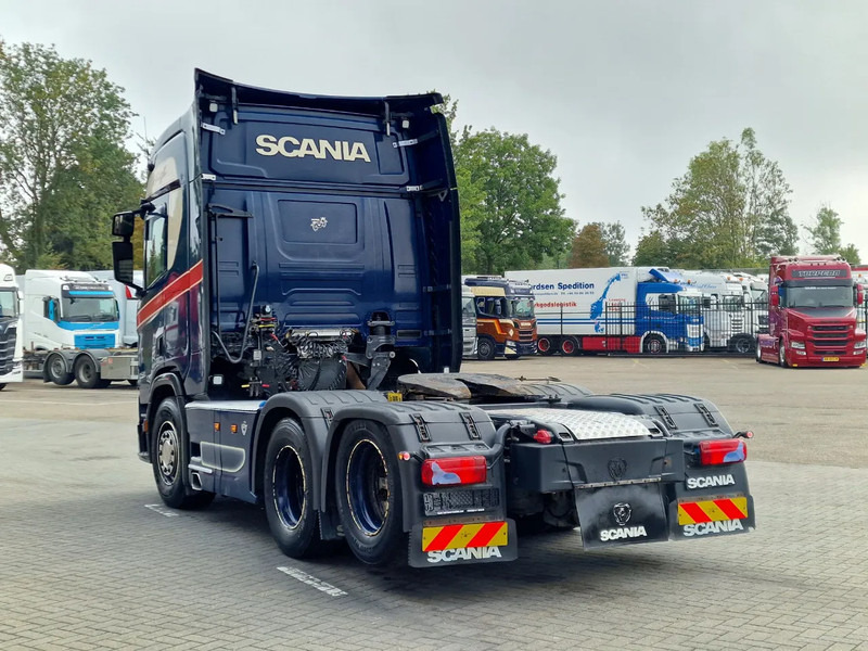 Scania R520 V8 NGS Highline 6x2 - PTO/Hydraulic - Full air - 2.95 WB - Navi - Fridge - Sliding 5th wheel - Tractor unit: picture 5 Scania R520 V8 NGS Highline 6x2 - PTO/Hydraulic - Full air - 2.95 WB - Navi - Fridge - Sliding 5th wheel - Tractor unit: picture 5