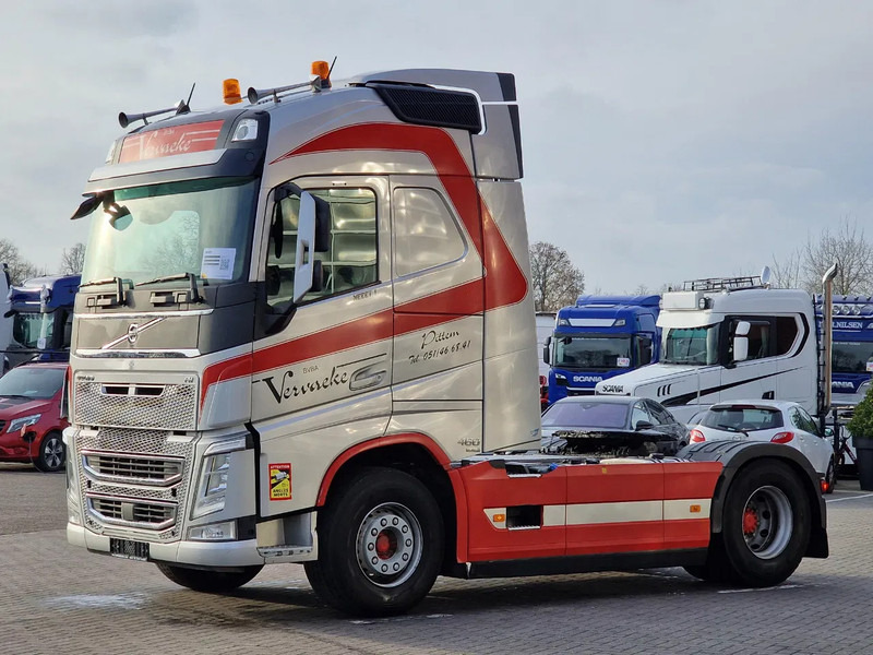 Volvo FH 13.460 Globetrotter 4x2 - PTO/Hydraulic - 2x tank - Steel/Air - Tractor unit: picture 3 Volvo FH 13.460 Globetrotter 4x2 - PTO/Hydraulic - 2x tank - Steel/Air - Tractor unit: picture 3