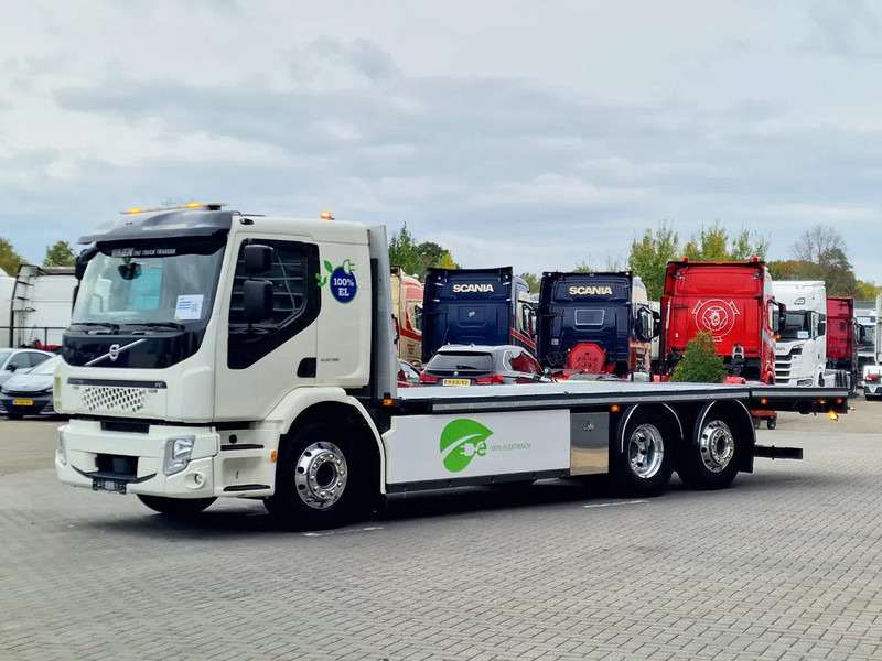 Volvo FE 6x2*4 - Electric - Demo - 32Tkm - Loading ramps - Winch - Elektrisch - Autotransporter truck, Electric truck: picture 4 Volvo FE 6x2*4 - Electric - Demo - 32Tkm - Loading ramps - Winch - Elektrisch - Autotransporter truck, Electric truck: picture 4