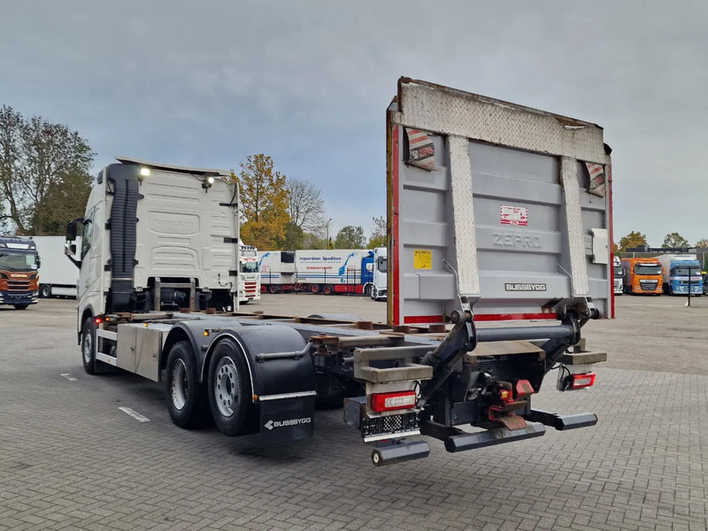 Volvo FH 13.540 Globetrotter 6x2 - BDF - Loadlift - Full air - I parkcool - 4.80 WB - Container transporter/ Swap body truck: picture 5 Volvo FH 13.540 Globetrotter 6x2 - BDF - Loadlift - Full air - I parkcool - 4.80 WB - Container transporter/ Swap body truck: picture 5