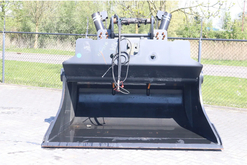 Agder TILT BUCKET | GRADING BUCKET | S90 - G90 | 3000 L - Bucket for Construction machinery: picture 2 Agder TILT BUCKET | GRADING BUCKET | S90 - G90 | 3000 L - Bucket for Construction machinery: picture 2
