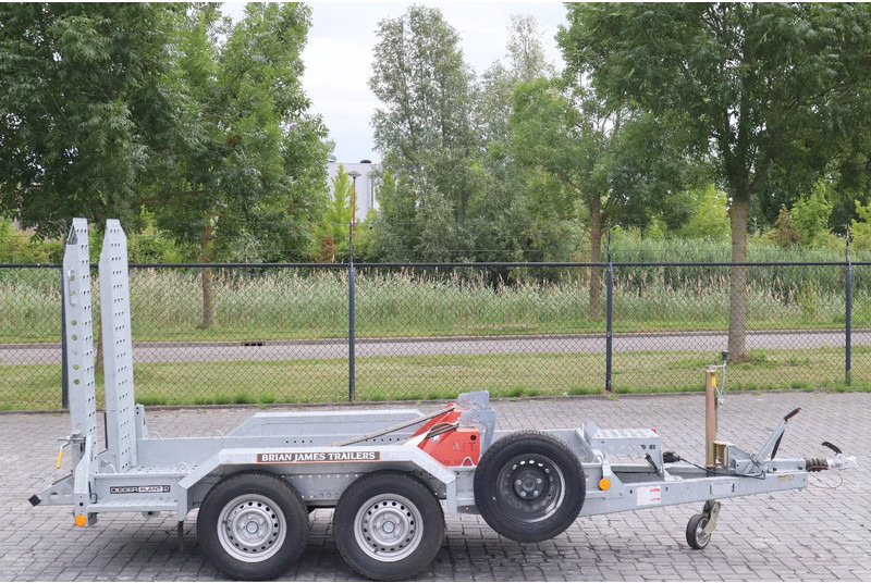 Brian James DIGGER PLANT 2700 KG | TANDEM AXLE | MACHINE TRANSPORT - Dropside/ Flatbed trailer: picture 4 Brian James DIGGER PLANT 2700 KG | TANDEM AXLE | MACHINE TRANSPORT - Dropside/ Flatbed trailer: picture 4