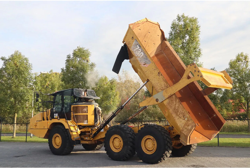 Caterpillar 730 04A | TAILGATE | LOW HO - Articulated dumper: picture 3 Caterpillar 730 04A | TAILGATE | LOW HO - Articulated dumper: picture 3