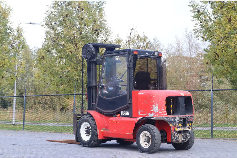 Clark CPD50S | 5 TON | DUPLEX | HYDR. FORKS - Diesel forklift: picture 3 Clark CPD50S | 5 TON | DUPLEX | HYDR. FORKS - Diesel forklift: picture 3