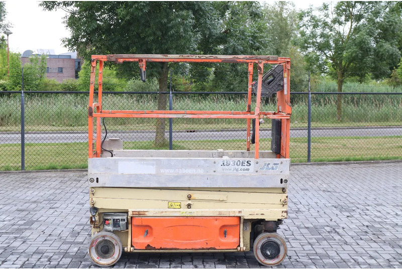 JLG 1930 ES | 7.7 METER | 230 KG - Scissor lift: picture 4 JLG 1930 ES | 7.7 METER | 230 KG - Scissor lift: picture 4