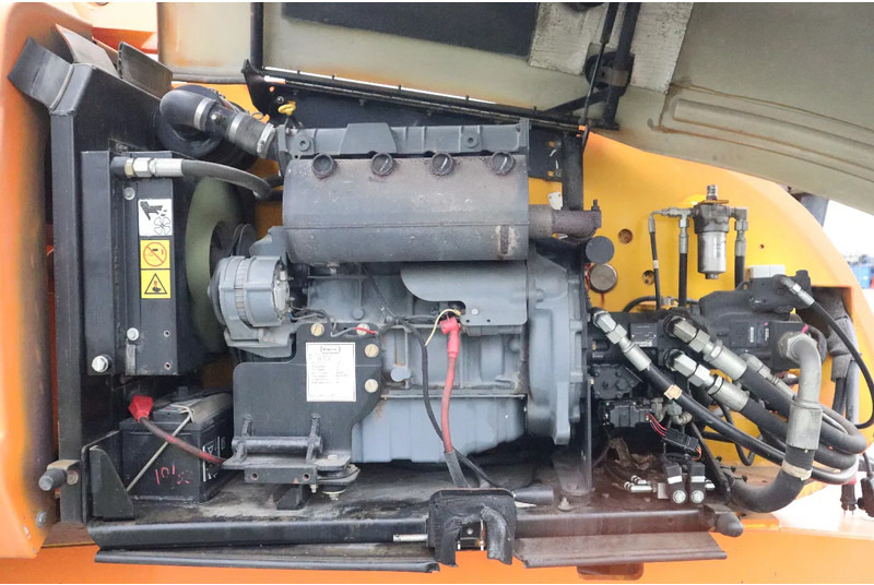 Telescopic boom JLG 860 SJ | 28 METER | 230 KG: picture 17