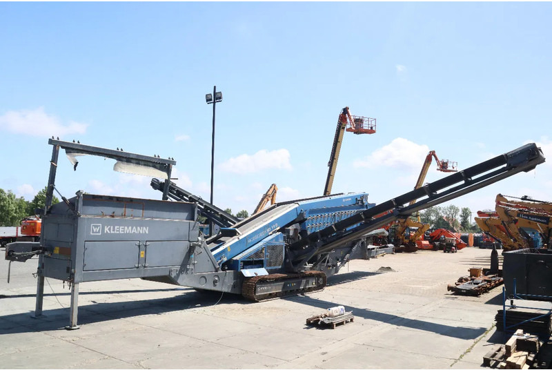 Kleemann MS19D | 500 T/H | TRIPPLE DECK | REMOTE CONTROL - Screener: picture 1 Kleemann MS19D | 500 T/H | TRIPPLE DECK | REMOTE CONTROL - Screener: picture 1