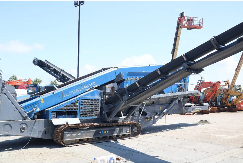 Kleemann MS19D | 500 T/H | TRIPPLE DECK | REMOTE CONTROL - Screener: picture 3 Kleemann MS19D | 500 T/H | TRIPPLE DECK | REMOTE CONTROL - Screener: picture 3