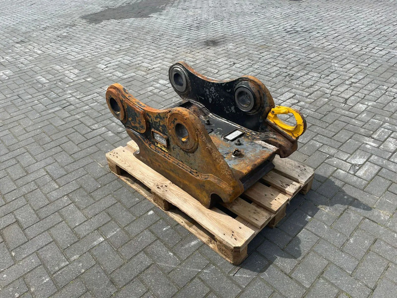Klepp Mek KM90-D | HYDRAULIC QUICK COUPLER | SNELWISSEL | SCHNELLWECHSLER - Quick coupler for Construction machinery: picture 4 Klepp Mek KM90-D | HYDRAULIC QUICK COUPLER | SNELWISSEL | SCHNELLWECHSLER - Quick coupler for Construction machinery: picture 4