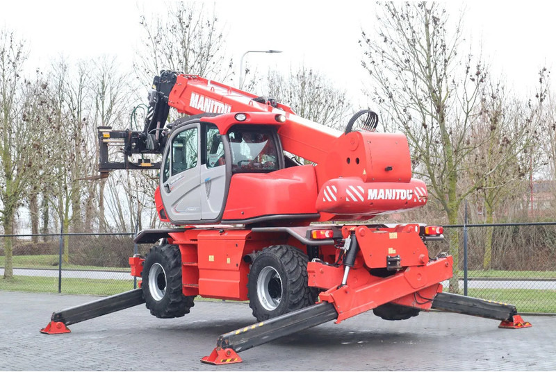 Manitou MRT 2150 + S2 PRIVILEGE | REMOTE | AIRCO | FORKS - Telescopic handler: picture 3 Manitou MRT 2150 + S2 PRIVILEGE | REMOTE | AIRCO | FORKS - Telescopic handler: picture 3