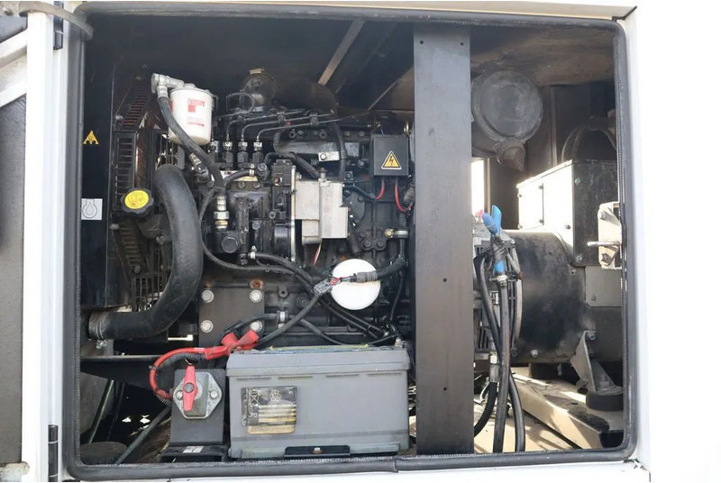 Generator set SDMO R44C3 | 44 KVA | GOOD WORKING: picture 8