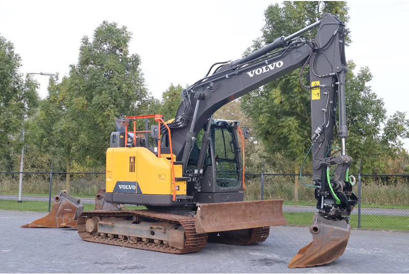 Volvo ECR145E | ECR145 EL | TILTROTATOR | 3X BUCKET | DIG ASSIST | DOZER - Crawler excavator: picture 5 Volvo ECR145E | ECR145 EL | TILTROTATOR | 3X BUCKET | DIG ASSIST | DOZER - Crawler excavator: picture 5