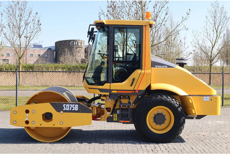 Roller Volvo SD75B | SD 75 B | NEW / UNUSED | 1 YEAR WARRANTY: picture 1