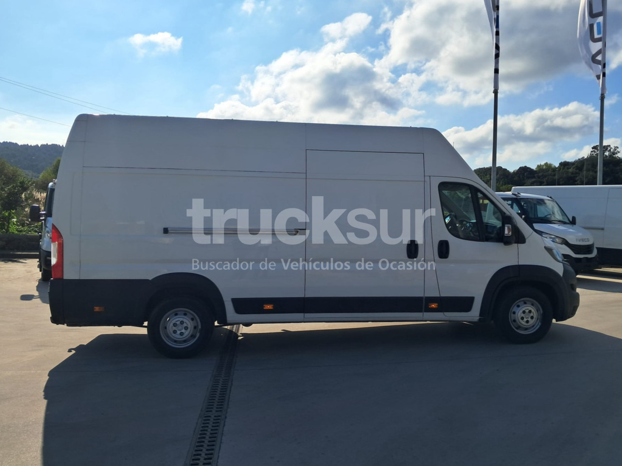 PEUGEOT BOXER 435 L4H3 - Box van: picture 3 PEUGEOT BOXER 435 L4H3 - Box van: picture 3