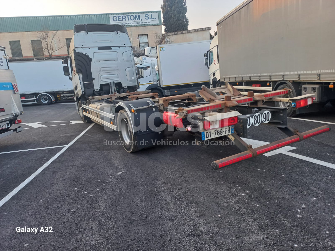 RENAULT T430 - Container transporter/ Swap body truck: picture 5 RENAULT T430 - Container transporter/ Swap body truck: picture 5