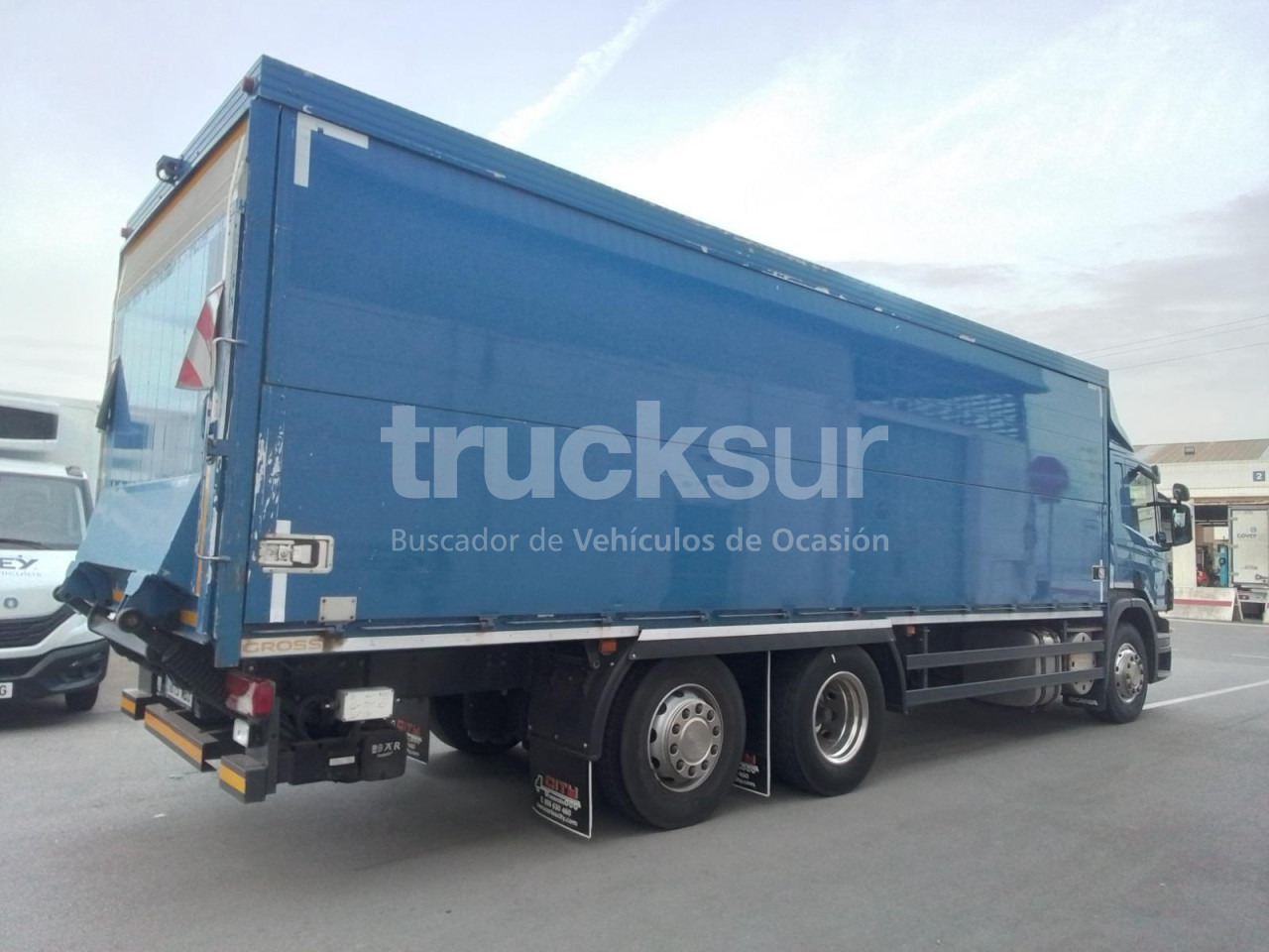 Box truck SCANIA P 280 ejes 6x2*4: picture 6