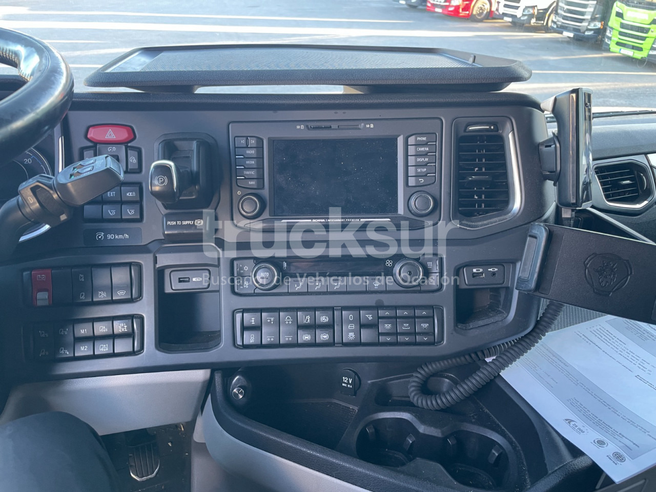 Cab chassis truck SCANIA R530: picture 24