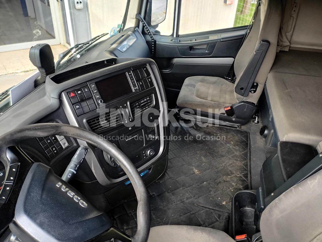 IVECO AS440S56T/P - Tractor unit: picture 5 IVECO AS440S56T/P - Tractor unit: picture 5