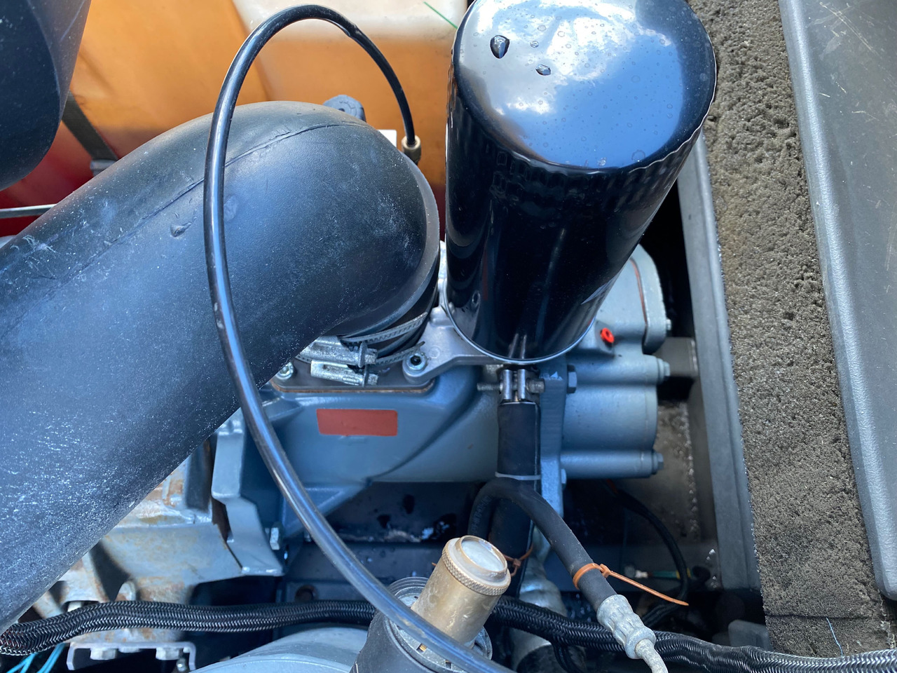 Air compressor ATLAS COPCO XAS87: picture 17