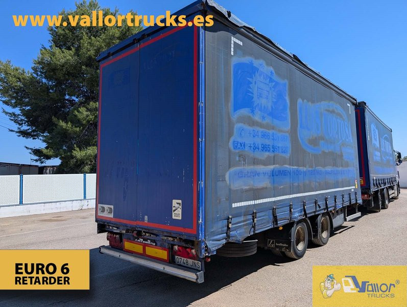 DAF XF 460 - Curtainsider truck: picture 2 DAF XF 460 - Curtainsider truck: picture 2