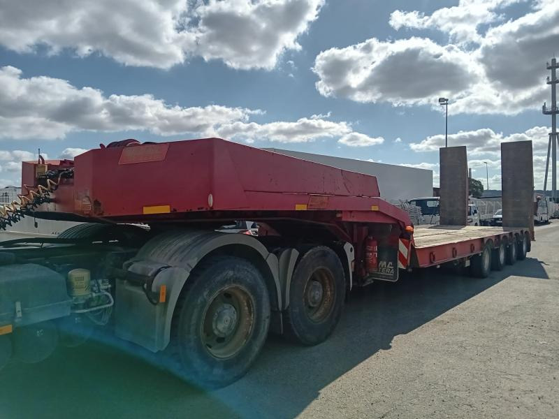 Castera - Low loader semi-trailer: picture 1 Castera - Low loader semi-trailer: picture 1