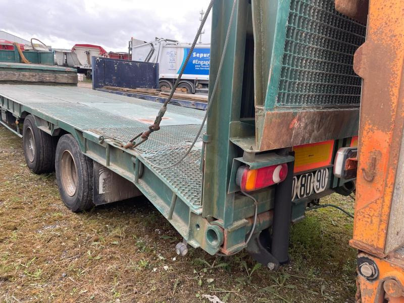 Castera - Low loader semi-trailer: picture 4 Castera - Low loader semi-trailer: picture 4