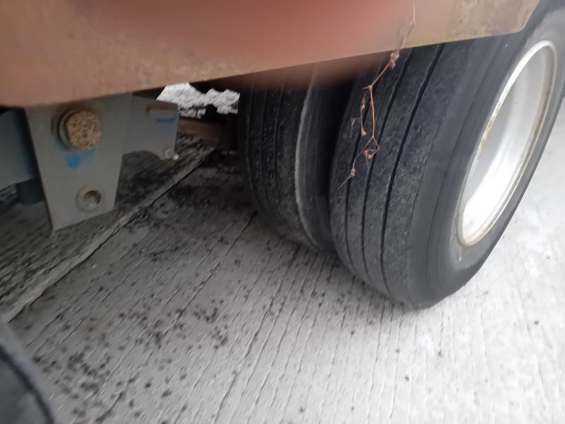 Castera - Low loader semi-trailer: picture 4 Castera - Low loader semi-trailer: picture 4