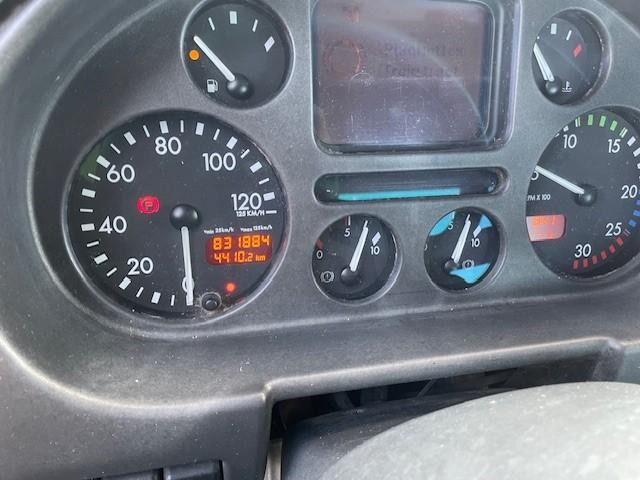 Hook lift truck DAF CF85 340: picture 6