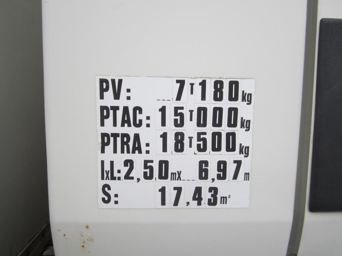 DAF LF 220 - Livestock truck: picture 4 DAF LF 220 - Livestock truck: picture 4