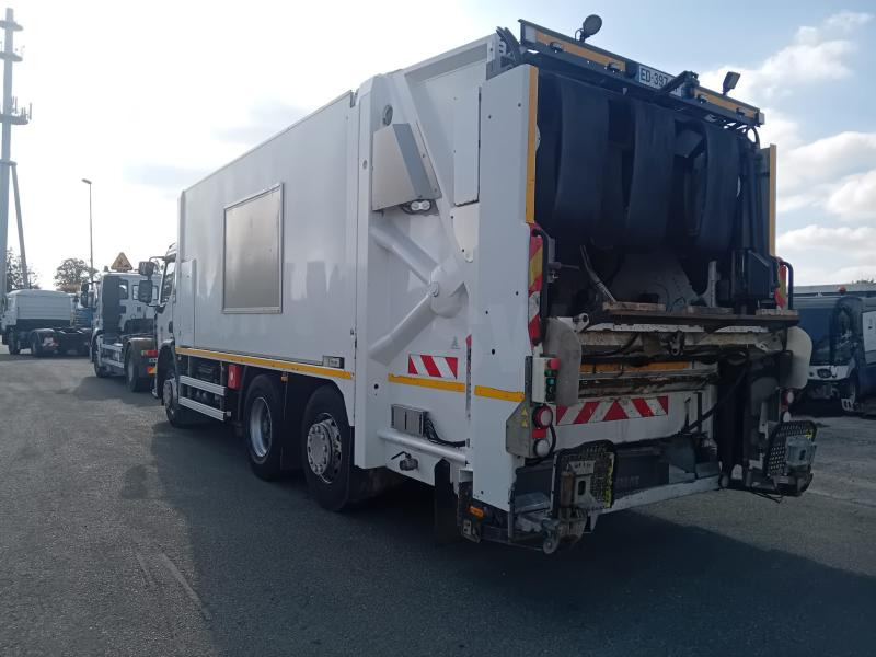 Renault D-Series 26 Wide - Garbage truck: picture 2 Renault D-Series 26 Wide - Garbage truck: picture 2