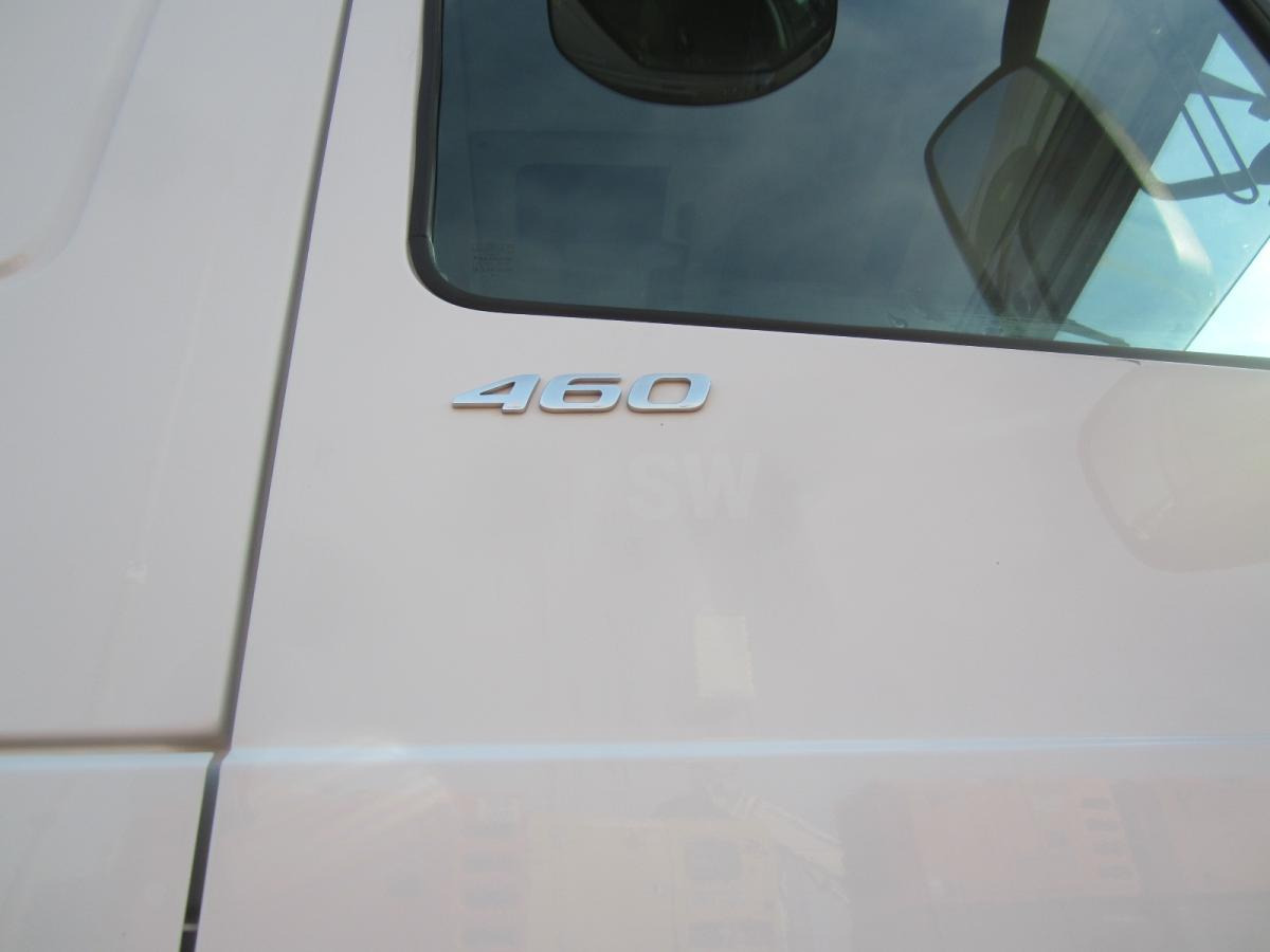 DAF XF105 460 - Tractor unit: picture 3 DAF XF105 460 - Tractor unit: picture 3