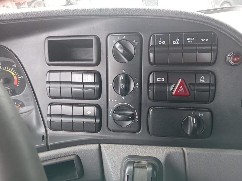 MAN 19.403 - Tractor unit: picture 4 MAN 19.403 - Tractor unit: picture 4