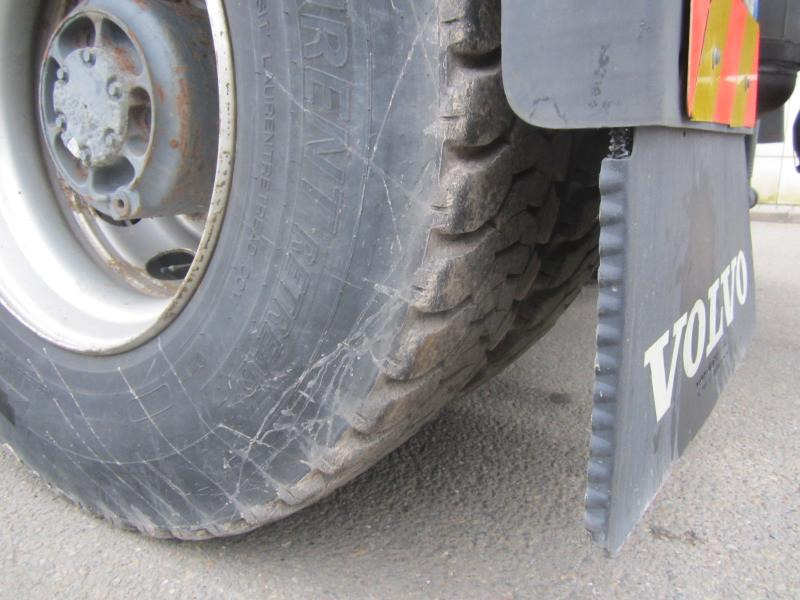 Tractor unit Volvo FH16 600: picture 14