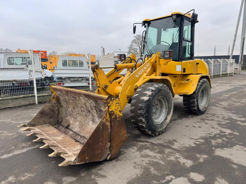 Volvo L 35 BZ - Wheel loader: picture 1 Volvo L 35 BZ - Wheel loader: picture 1
