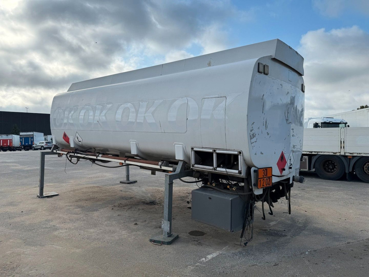 HMK Bilcon 23.800 L ADR Tank - Tank truck: picture 4 HMK Bilcon 23.800 L ADR Tank - Tank truck: picture 4