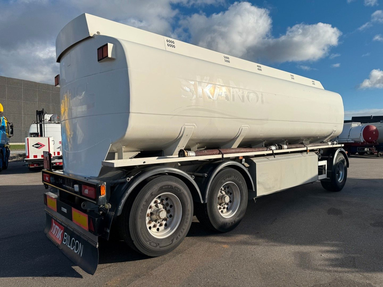 HMK Bilcon 27.000 l. ADR Tank 5 compartment - Tank trailer: picture 3 HMK Bilcon 27.000 l. ADR Tank 5 compartment - Tank trailer: picture 3